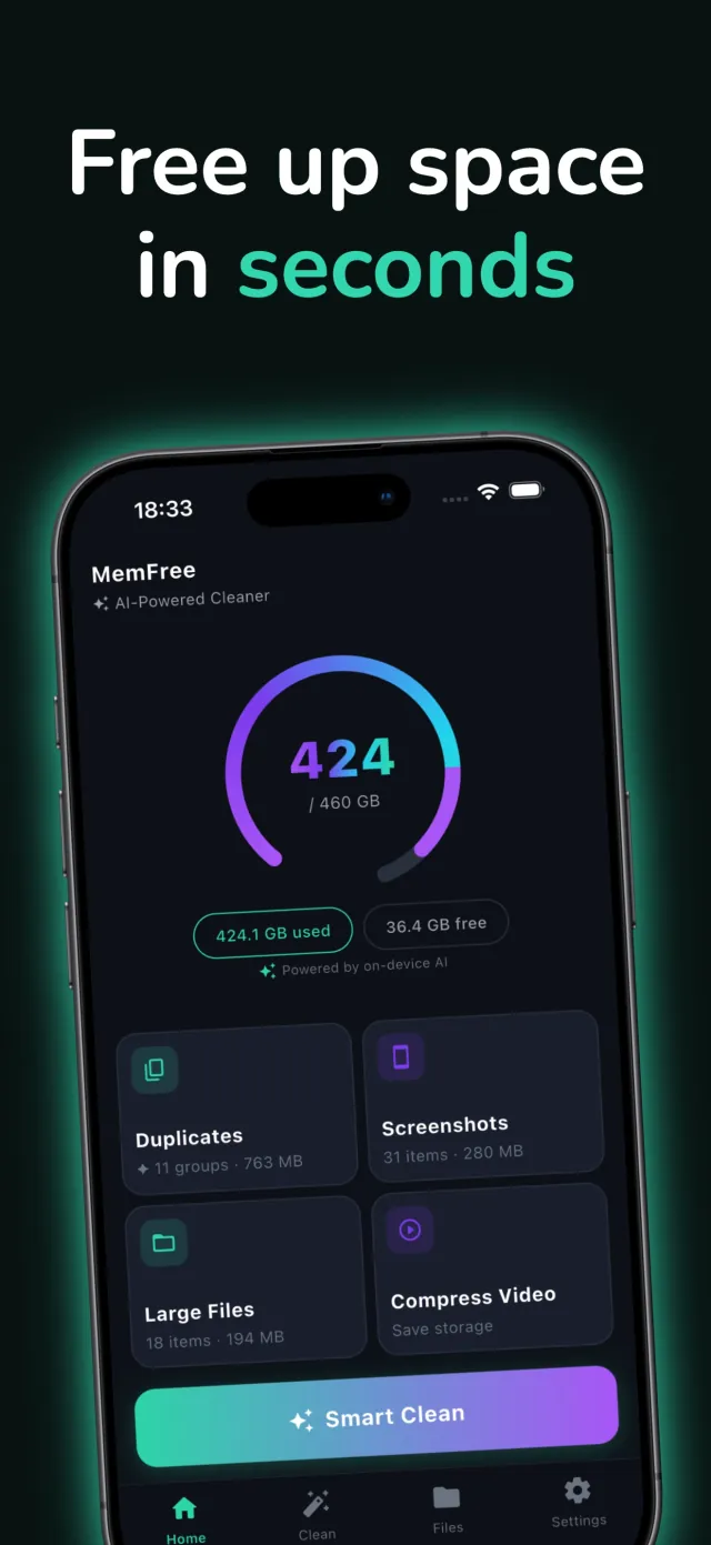 MemFree home screen with a storage gauge showing space used and free, plus quick cards for duplicates, screenshots, large files, and video compression
